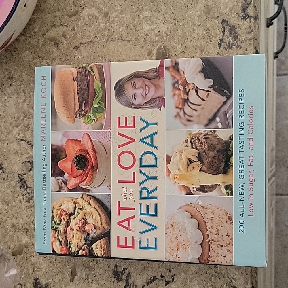 3/$12 Brand new hard cover eat what you love every day. Coke book